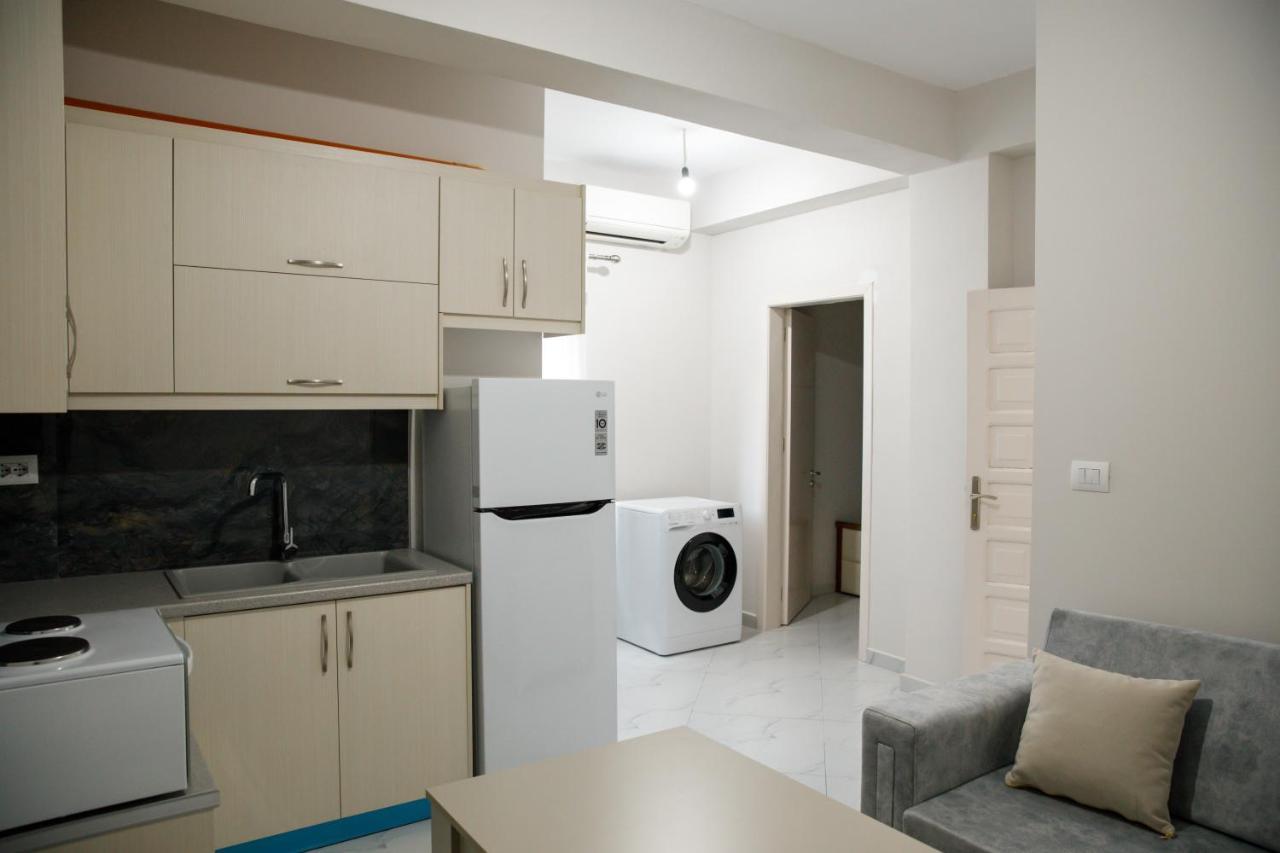 Logli Apartments Gjirokaster Exterior photo